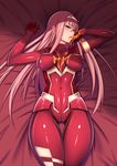  bed_sheet bodysuit breasts covered_navel darling_in_the_franxx green_eyes highres hiroyuki_koto horns long_hair looking_at_viewer lying medium_breasts on_back pink_hair red solo thigh_gap tongue tongue_out zero_two_(darling_in_the_franxx) 