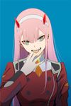  blue_background darling_in_the_franxx fangs giba_(out-low) green_eyes hairband head_tilt highres horns long_hair looking_at_viewer military military_uniform open_mouth pink_hair simple_background solo tongue tongue_out tsurime uniform upper_body zero_two_(darling_in_the_franxx) 