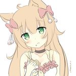  ahoge animal_ears bangs blush bow brown_hair cat_ears chewing closed_mouth crumbs eating eyebrows_visible_through_hair green_eyes hair_bow mony original solo white_background 