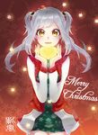  :d cowboy_shot hair_ornament hands_up hat highres holding_heart holly_hair_ornament long_hair looking_at_viewer merry_christmas mini_hat murasaki_arashi open_mouth original pocket red_background santa_hat smile snowflake_background snowflake_print standing twintails white_hair yellow_eyes 