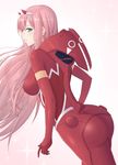  aqua_eyes ass bangs bodysuit breasts darling_in_the_franxx dutch_angle eyebrows_visible_through_hair gradient gradient_background hair_between_eyes highres horns long_hair looking_at_viewer looking_to_the_side medium_breasts mentai_mayo parted_lips pilot_suit pink_background pink_hair profile red_bodysuit solo sparkle very_long_hair zero_two_(darling_in_the_franxx) 