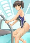  adapted_costume alternate_costume breasts brown_eyes brown_hair competition_swimsuit hair_between_eyes highres kaga_(kantai_collection) kantai_collection large_breasts md5_mismatch one-piece_swimsuit pool rei_no_pool short_hair side_ponytail solo soushou_nin swimsuit wet 