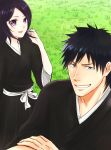  1girl :d black_hair black_kimono bleach blue_eyes commentary_request crossed_arms grass hair_between_eyes happy highres japanese_clothes kimono kuchiki_rukia looking_at_viewer medium_hair okome_(haku_maimai) open_mouth outdoors purple_eyes shiba_kaien shinigami smile 