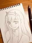  bbb_(friskuser) commentary_request darling_in_the_franxx eyeshadow graphite_(medium) greyscale hair_over_breasts hairband highres horns long_hair looking_at_viewer makeup monochrome photo sketchpad smile solo straight_hair traditional_media white_hairband zero_two_(darling_in_the_franxx) 