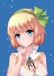 bare_shoulders blonde_hair blue_eyes bow breasts chahei commentary_request eyebrows_visible_through_hair green_bow highres large_breasts original short_hair 