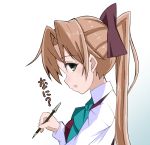  akigumo_(kantai_collection) brown_hair commentary_request green_eyes hair_ribbon kantai_collection kodachi_(kuroyuri_shoukougun) long_hair long_sleeves looking_at_viewer looking_to_the_side pen ponytail ribbon school_uniform solo translated vest 