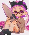  1girl black_hairband closed_mouth commentary_request full_body gradient_hair hairband highres holding holding_sword holding_weapon inkling inkling_girl long_hair multicolored_hair ochocho2828 pointy_ears purple_eyes purple_hair simple_background solo splatana_stamper_(splatoon) splatoon_(series) splatoon_3 sword tentacle_hair weapon white_background 