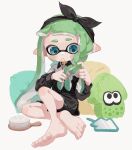  1girl absurdres adjusting_hair aqua_eyes barefoot black_bow black_hairband bow braid commentary full_body green_hair hair_brush hair_tie_in_mouth hairband highres inkling inkling_girl long_hair mouth_hold myon_rio pointy_ears sitting solo splatoon_(series) tentacle_hair thick_eyebrows toes white_background 