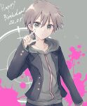  1boy ahoge black_jacket blazer collarbone crosshair danganronpa:_trigger_happy_havoc danganronpa_(series) dated grey_background grey_eyes grey_hair grey_jacket happy_birthday highres hood hooded_jacket index_finger_raised jacket looking_at_viewer male_focus naegi_makoto pink_background short_hair solo splatter_background upper_body yu_chang_(ba_ba_mb) 