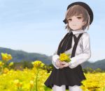  beret black_hat black_ribbon black_skirt blue_sky blush brown_eyes brown_hair collared_shirt commentary_request day field fingernails flower flower_field goldowl hat hatoba_tsugu hatoba_tsugu_(character) highres holding holding_flower long_sleeves looking_at_viewer mole mole_under_eye outdoors pantyhose parted_lips ribbon shirt skirt sky smile solo suspender_skirt suspenders twitter_username virtual_youtuber white_legwear white_shirt yellow_flower 