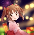  :d bangs blurry blurry_background blush bokeh bow brown_eyes brown_hair clover_hair_ornament depth_of_field eyebrows_visible_through_hair festival fireworks floral_print hair_bow hair_ornament hair_stick hand_on_own_chest idolmaster idolmaster_cinderella_girls japanese_clothes kimono looking_back miyuara obi ogata_chieri open_mouth pink_kimono red_bow sash sidelocks smile solo twintails upper_body 