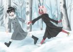  1boy 1girl bandage black_cloak black_hair blue_eyes boots cloak coat commentary_request couple darling_in_the_franxx fringe fur_boots green_eyes grey_coat hiro_(darling_in_the_franxx) hnbsyzk hooded_cloak horns long_hair looking_back oni_horns parka pink_hair red_horns red_pupils red_sclera red_skin short_hair snow winter_clothes winter_coat younger zero_two_(darling_in_the_franxx) 
