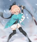  absurdres black_bow black_legwear black_scarf blonde_hair blood blood_on_face bloody_clothes bloody_weapon bow child fate/grand_order fate_(series) hair_bow haori highres holding holding_sword holding_weapon japanese_clothes katana kimono looking_at_viewer obi okita_souji_(fate) okita_souji_(fate)_(all) outdoors sash scarf short_hair short_kimono snowing solo standing sword thighhighs virtu.al weapon white_kimono yellow_eyes younger 