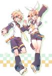  chung_seiker cosplay elsword fury_guardian_(elsword) hair_ribbon kagamine_len kagamine_len_(cosplay) kagamine_rin kagamine_rin_(cosplay) microphone midriff multiple_boys navel otoko_no_ko ribbon shooting_guardian_(elsword) siblings smile twins vocaloid wanko_(takohati8) 