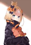  abigail_williams_(fate/grand_order) bangs black_bow black_jacket blonde_hair blue_eyes blush bow closed_mouth commentary_request crossed_bandaids fate/grand_order fate_(series) hair_bow hair_bun hasegawa_(rarairairai) head_tilt heroic_spirit_traveling_outfit highres jacket long_hair long_sleeves looking_at_viewer object_hug orange_bow parted_bangs polka_dot polka_dot_bow sleeves_past_fingers sleeves_past_wrists solo stuffed_animal stuffed_toy teddy_bear white_background 