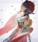  au_ra bare_shoulders closed_eyes detached_sleeves final_fantasy final_fantasy_xiv flower from_side grey_background hair_flower hair_ornament hakama holy_pumpkin horns japanese_clothes long_sleeves obi parted_lips petals purple_hair red_flower sash short_hair solo spider_lily standing tassel wide_sleeves 