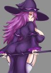  ass breasts commentary curvy dark_mage_(monster_girl_encyclopedia) from_behind garter_straps grey_background hair_between_eyes hat highres huge_breasts long_hair long_sleeves looking_at_viewer looking_back monster_girl_encyclopedia nav purple_hair simple_background skindentation smile solo staff thighhighs white_legwear wide_sleeves witch_hat yellow_eyes 
