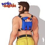  1girl :3 arm_hair ass back backpack bag banjo-kazooie banjo_(banjo-kazooie) beard belt blonde_hair blue_eyes brown_hair caucasian closed_mouth commentary denim denim_shorts english_commentary facial_hair freckles from_behind half-closed_eyes highres kazooie_(banjo-kazooie) looking_afar looking_at_viewer looking_to_the_side male_focus middle_finger minigirl multicolored_hair muscle non-asian o-ring personification pocket pudgeruffian red_hair shadow shirtless short_hair shorts size_difference smile standing thick_eyebrows two-tone_hair upper_body 