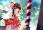  1girl absurdres ainili bangs blue_eyes blurry blurry_background blush brown_hair closed_mouth commentary_request depth_of_field eyebrows_visible_through_hair fingernails flower fur_collar hair_flower hair_ornament hands_up highres japanese_clothes kimono long_sleeves looking_at_viewer original pink_flower print_kimono red_flower red_kimono sidelocks signature sleeves_past_wrists smile solo wide_sleeves yellow_flower 