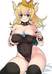  bangs bare_arms bare_hips bare_shoulders bed_sheet black_collar black_legwear black_leotard blue_eyes blush borrowed_design bowsette bracelet breasts cleavage collar collarbone commentary_request covered_navel crown forked_eyebrows hands_up high_ponytail highleg highleg_leotard highres hip_bones horns jewelry large_breasts leotard long_hair looking_at_viewer mario_(series) new_super_mario_bros._u_deluxe ruri_rarako sapphire_(stone) simple_background sitting solo spiked_armlet spiked_bracelet spiked_collar spikes strapless strapless_leotard super_crown thick_eyebrows thighhighs tilted_headwear tongue tongue_out turtle_shell v-shaped_eyebrows white_background 