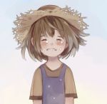  blush brown_hair check_commentary child closed_eyes commentary_request crying fairyapple hat original russian_commentary sad shirt short_hair short_sleeves simple_background solo straw_hat t-shirt tears upper_body 