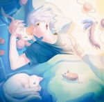  1boy animal bed bed_sheet blanket cat earrings jewelry looking_at_another lying lying_on_bed male_focus pillow rough_(talesrunner) silver_hair spiked_hair talesrunner white_hair wince yellow_eyes 