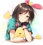  &gt;_&lt; 1girl =_= a.i._channel ahoge animal animal_on_head aqua_shirt bangs bird black_gloves blush blush_stickers brown_hair chick chinese_clothes commentary_request eyebrows_visible_through_hair fingerless_gloves gloves green_eyes hair_ribbon hand_up headphones headphones_around_neck highres kizuna_ai looking_at_viewer multicolored_hair on_head pink_hair pink_ribbon ribbon shadow shirt short_hair short_sleeves smile solo streaked_hair toyosaki_shu upper_body virtual_youtuber wrist_cuffs 