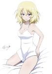  1girl artist_name bangs bed_sheet blonde_hair blue_eyes breasts bukkuri chemise cleavage closed_mouth commentary dated eyebrows_visible_through_hair girls_und_panzer half-closed_eyes hand_on_hip kneeling light_blush lingerie looking_at_viewer medium_breasts medium_hair messy_hair mouth_hold on_bed oshida_(girls_und_panzer) signature simple_background smile solo underwear white_background 