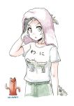  1girl alternate_costume clothes_writing crocodile_tail kemono_friends looking_at_viewer multicolored_hair murakami_kou_(raye) open_mouth pink_towel saltwater_crocodile_(kemono_friends) shirt short_sleeves silver_eyes simple_background solo t-shirt towel towel_on_head translated white_background 