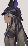  animal_hat black_choker black_hat choker closed_mouth commentary_request cyno_(genshin_impact) dark-skinned_male dark_skin from_side genshin_impact grey_background grey_hair hair_between_eyes hat highres long_hair looking_at_viewer profile red_eyes short_sleeves simple_background solo upper_body zaso 