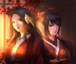  2girls au_ra bangs black_hair blurry blurry_background bow commission dragon_horns final_fantasy final_fantasy_xiv green_eyes hair_bow highres horns indoors japanese_clothes kimono lips long_hair looking_at_viewer multiple_girls nguyen_uy_vu obi ponytail red_eyes sash scales sunset swept_bangs upper_body 
