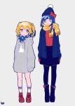  2girls :3 absurdres beanie black_legwear blonde_hair blue_eyes blue_hair boots bow coat commentary_request eye_contact grey_background hair_bow hat height_difference highres hood hoodie kisaragi_yuu_(fallen_sky) long_hair long_sleeves looking_at_another middle_finger multiple_girls oversized_clothes pantyhose pipimi polka_dot poptepipic popuko scarf scrunchie shoes short_hair sidelocks skirt sleeves_past_fingers sleeves_past_wrists socks twintails yellow_eyes yellow_scrunchie 