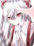  1girl closed_mouth fall_dommmmmer fujiwara_no_mokou highres long_hair open_eyes red_eyes smile touhou white_hair 