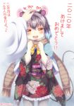  1girl 1other 2020 akeome alternate_costume animal_ears black_kimono blush bow brown_scarf buck_teeth clenched_hands commentary_request cowboy_shot disembodied_limb eyebrows_visible_through_hair floral_print fur-trimmed_shawl gradient gradient_background grey_hair grey_legwear hair_between_eyes hand_on_another&#039;s_head happy_new_year japanese_clothes jewelry kimono looking_at_viewer mouse_ears mouse_tail nazrin nengajou new_year obi open_mouth pantyhose pendant petting red_eyes sash scarf shawl short_hair smile standing tail thick_eyebrows tomo_takino touhou translation_request twitter_username white_background yellow_neckwear 