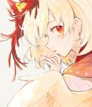  1girl :o animal animal_on_head bird bird_wings blonde_hair chick from_side hisona_(suaritesumi) looking_at_viewer medium_hair multicolored_hair niwatari_kutaka on_head profile red_eyes red_hair simple_background solo touhou upper_body white_background wings 