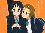  2girls akasha_(dream) akiyama_mio digital_media_player forehead ipod k-on! multiple_girls tainaka_ritsu translated 