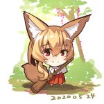  1girl animal_ear_fluff animal_ears bangs barefoot blonde_hair blush broom chibi closed_mouth commentary_request dated eyebrows_visible_through_hair fox_ears fox_girl fox_tail hair_between_eyes hakama highres holding holding_broom japanese_clothes kimono long_hair long_sleeves looking_at_viewer miko original red_eyes red_hakama smile solo standing tail tree very_long_hair white_background white_kimono wide_sleeves yuuji_(yukimimi) 