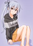  1girl alternate_costume anti_(untea9) barefoot black_ribbon black_sweater brown_eyes casual eyebrows_visible_through_hair feet_out_of_frame gradient gradient_background grey_background grey_hair hair_ribbon highres hood hooded_sweater kantai_collection kasumi_(kantai_collection) long_hair looking_at_viewer orange_skirt ribbon side_ponytail simple_background sitting skirt solo sweater 