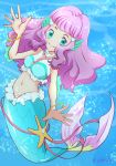  1girl air_bubble artist_name bangs bare_shoulders blue_eyes blunt_bangs bracelet breasts bubble commentary_request crop_top frilled_shirt frilled_shirt_collar frills full_body green_eyes hair_ornament hand_up highres jewelry laura_(precure) long_hair looking_at_viewer medium_breasts mermaid midriff monster_girl navel necklace pearl_hair_ornament pearl_necklace pink_hair precure ruriruri scales shirt sidelocks sleeveless sleeveless_shirt smile solo split_tail tropical-rouge!_precure underwater white_shirt 
