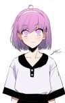  1girl :3 ahoge eyebrows_visible_through_hair hairband highres j.k. looking_at_viewer original pink_eyes pink_hair shirt short_hair short_sleeves signature simple_background smile solo upper_body white_background white_hairband white_shirt 