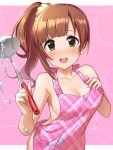  1girl :d apron bangs blush breasts brown_hair cleavage collarbone commentary_request hand_on_breast highres holding holding_ladle idolmaster idolmaster_cinderella_girls igarashi_kyouko ladle long_hair looking_at_viewer medium_breasts naked_apron natsuya open_mouth pink_background ponytail shiny shiny_hair smile solo sparkle teeth tongue upper_teeth yellow_eyes 