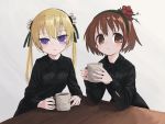  2girls absurdres blonde_hair brown_eyes brown_hair closed_mouth coffee_mug cup eyebrows_visible_through_hair flower hair_flower hair_ornament hairband highres holding kill_me_baby looking_at_viewer mug multiple_girls nadegata oribe_yasuna parted_lips purple_eyes red_flower short_hair simple_background smile sonya_(kill_me_baby) twintails white_background 