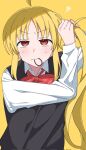  1girl blonde_hair blush bocchi_the_rock! commentary_request hair_tie hair_tie_in_mouth highres hikentai0112 ijichi_nijika long_hair mouth_hold neck_ribbon red_eyes ribbon school_uniform side_ponytail simple_background solo sweatdrop vest yellow_background 