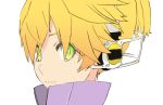  1boy blonde_hair d_futagosaikyou from_side green_eyes hair_over_eyes headphones high_collar kagamine_len kagamine_len_(append) light_smile looking_at_viewer looking_to_the_side male_focus portrait short_ponytail spiked_hair vocaloid vocaloid_(tda-type_ver) vocaloid_append white_background 