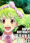  1girl :d bow bow_hairband brown_eyes character_name collarbone detached_collar floating_hair green_background green_hair hair_bow hairband happy_birthday kutsuno looking_at_viewer macross macross_frontier medium_hair open_mouth pink_neckwear portrait ranka_lee shiny shiny_hair smile solo 