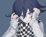  1boy bangs black_hair blue_background checkered checkered_scarf commentary_request danganronpa face hair_between_eyes hands_up highres long_sleeves looking_at_viewer male_focus new_danganronpa_v3 ouma_kokichi playing_with_own_hair purple_background purple_eyes scarf simple_background smile solo straitjacket ttegi upper_body 