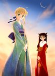  artoria_pendragon_(all) crescent_moon fate/stay_night fate_(series) fur_trim highres japanese_clothes kimono kinchaku moon multiple_girls pouch saber shirotsumekusa toosaka_rin two_side_up 