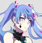  1girl bangs bare_shoulders blue_eyes blue_hair bright_pupils cracked_skin detached_collar eyebrows_behind_hair floating_hair grey_background hair_behind_ear hatsune_miku looking_at_viewer raukisu shoulders smile solo twintails upper_body vocaloid white_pupils 