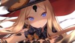  1girl abigail_williams_(fate/grand_order) bangs bare_shoulders black_bow black_headwear blonde_hair blue_eyes bow breasts fate/grand_order fate_(series) forehead hat highres keyhole long_hair multiple_bows orange_bow parted_bangs portrait small_breasts spider_apple witch_hat 