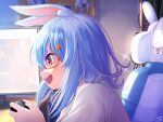 1girl 1other :d alternate_costume alternate_hair_length alternate_hairstyle animal_ears bedroom blue_hair bulletin_board bunny_ears carrot_hair_ornament chair controller don-chan_(usada_pekora) facing_to_the_side food_themed_hair_ornament game_controller gaming_chair glasses hair_ornament highres hololive indoors looking_to_the_side magowasabi monitor open_mouth playstation_controller red-framed_eyewear red_eyes semi-rimless_eyewear shirt short_eyebrows short_hair sidelocks smile solo_focus sparkle sweatdrop t-shirt thick_eyebrows under-rim_eyewear upper_body upper_teeth usada_pekora virtual_youtuber white_shirt 